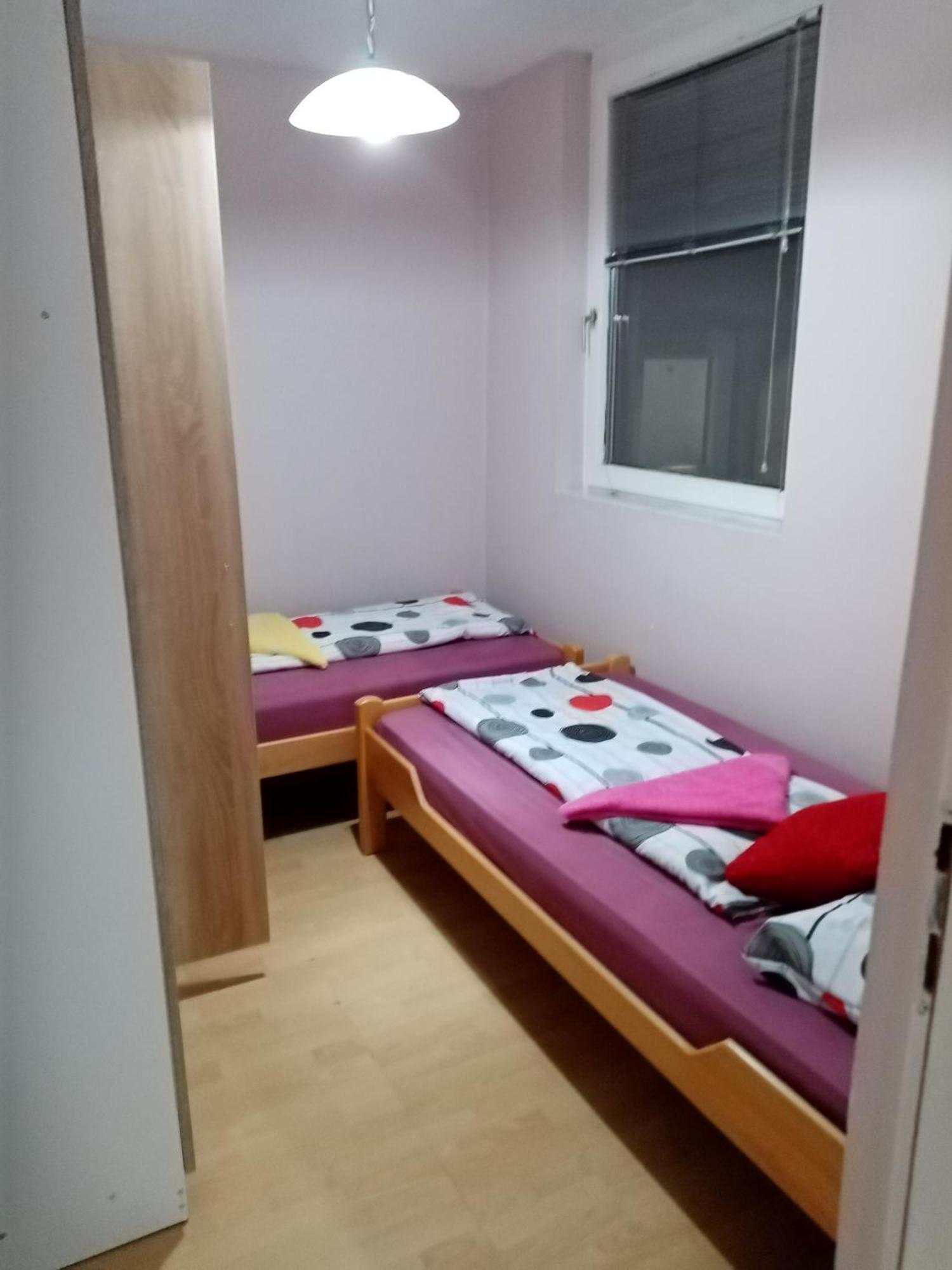 Milica Apartmani Vrdnik Exterior photo